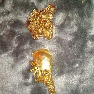 Vintage brooches